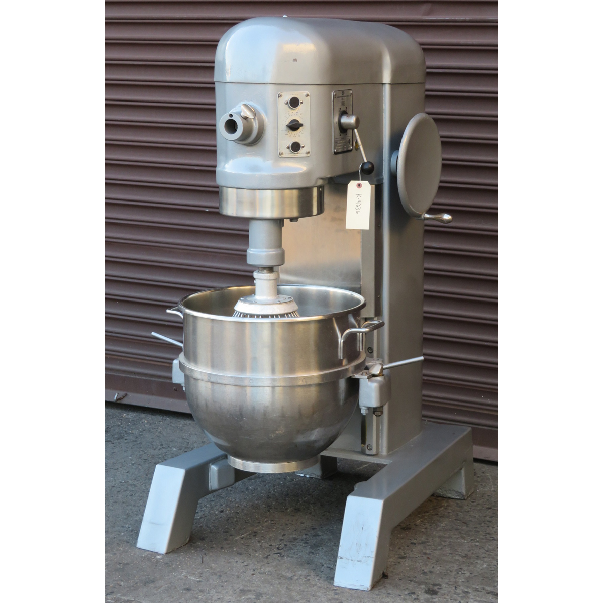 Hobart 60 Quart H600T Mixer, Used Great Condition