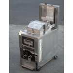 Henny Penny PFG-691 Pressure Fryer, Used Very Good Condition