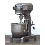 Hobart A200 Mixer 20 Qt, Bowl And 2 Attachments Included, Used Excellent Condition