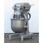 Hobart A200 Mixer 20 Qt, Bowl And 2 Attachments Included, Used Excellent Condition