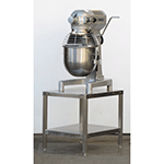 Hobart A200 Mixer 20 Qt, Bowl and 2 Attachments Included, Used Excellent Condition
