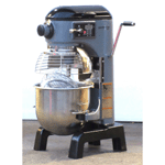 Hobart HMM20 Centerline Mixer, Bowl And 2 Attachments Included, Used Excellent Condition