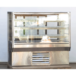 Leader HBK57SC Refrigerated Bakery Case, Used Excellent Condition 