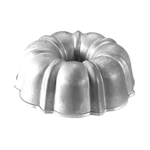 Nordicware Bundt Cake Pan 12-Cup Capacity 10