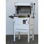 Oliver 777 Bread Slicer, 1/2" Cut, Used Excellent Condition