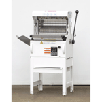 Oliver 777NT Bread Slicer 7/16" Cut, Used Excellent Condition 