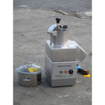 Robot Coupe R502 Food Processor Cutter and Vegetable Slicer With Two Blades, Excellent Condition
